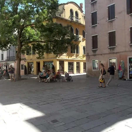 Star 2* Venice